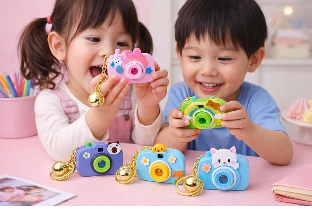 Cartoon Projection Camera Keychain